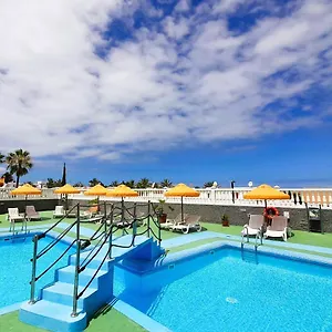 https://cozy-studio-wifi-free-pool-view.in-canary-islands.com