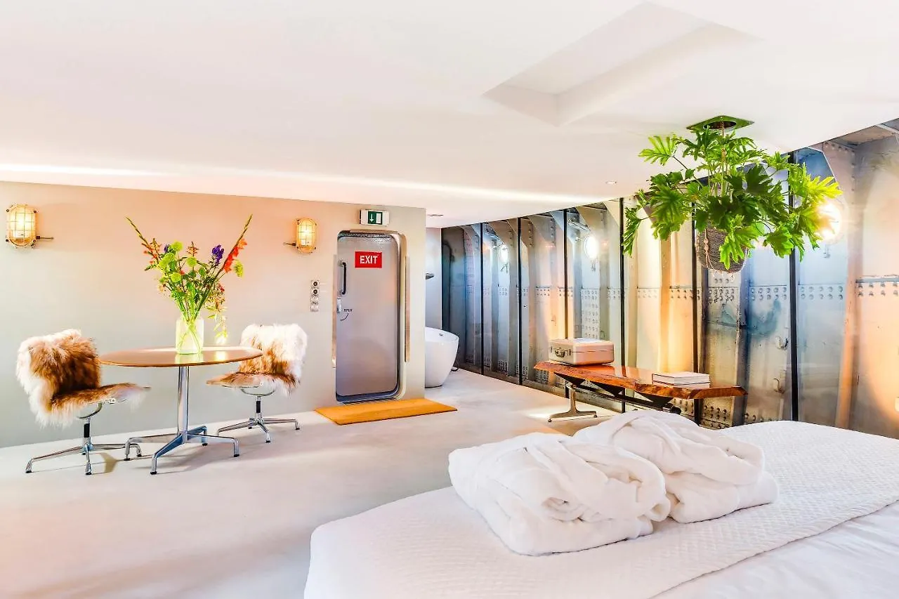 Hotel Lightship Amsterdam