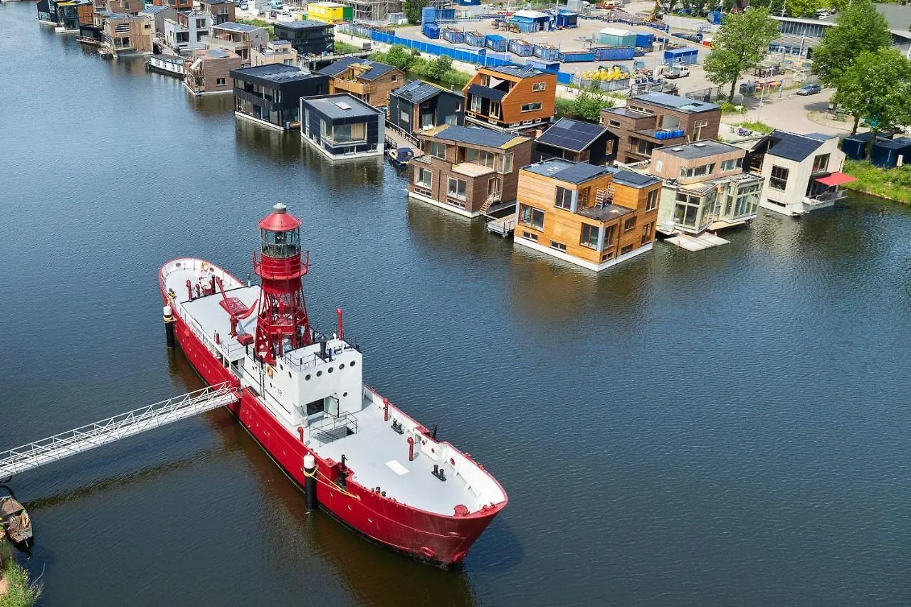 Hotel Lightship Amsterdam
